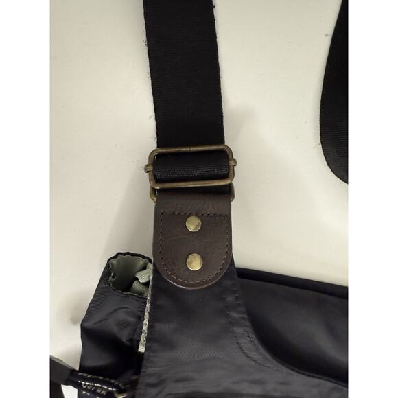 Derek Alexander Black Organizer Crossbody Travel Bag Multi Pockets - Picture 3 of 11